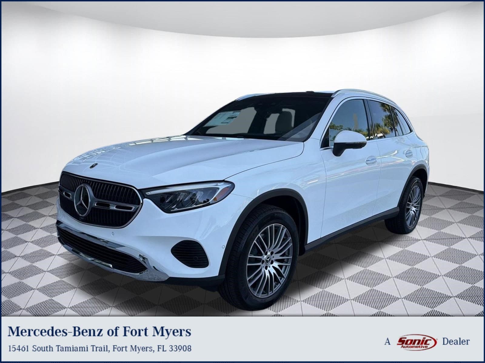 2026 Mercedes-Benz GLC 300 GLC 300 — photo 1 of 35