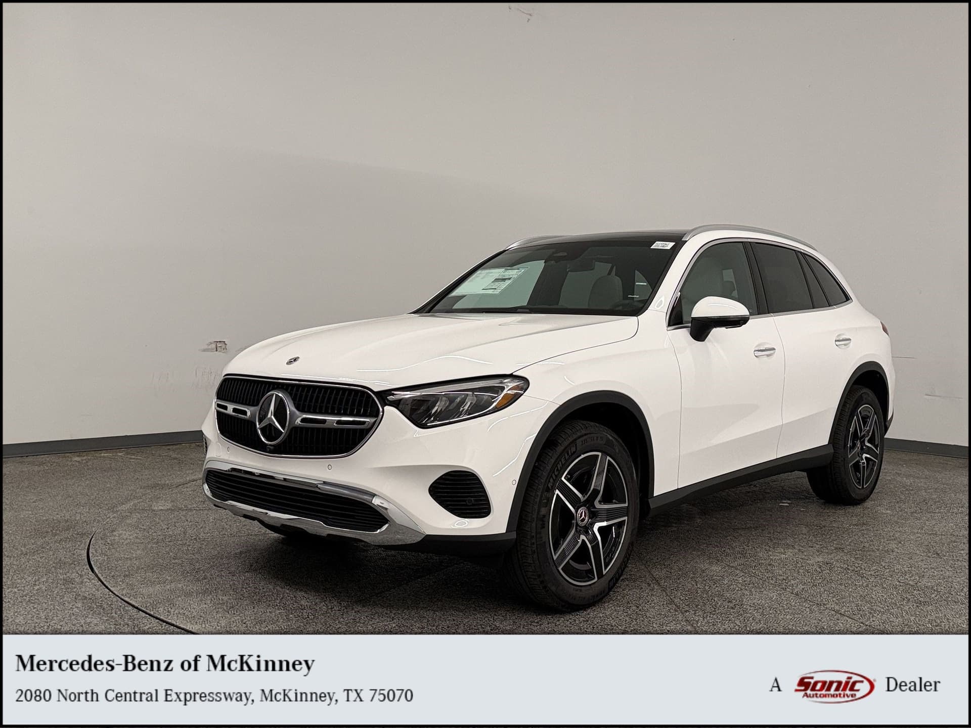 2027 Mercedes-Benz GLC Base — photo 1 of 30