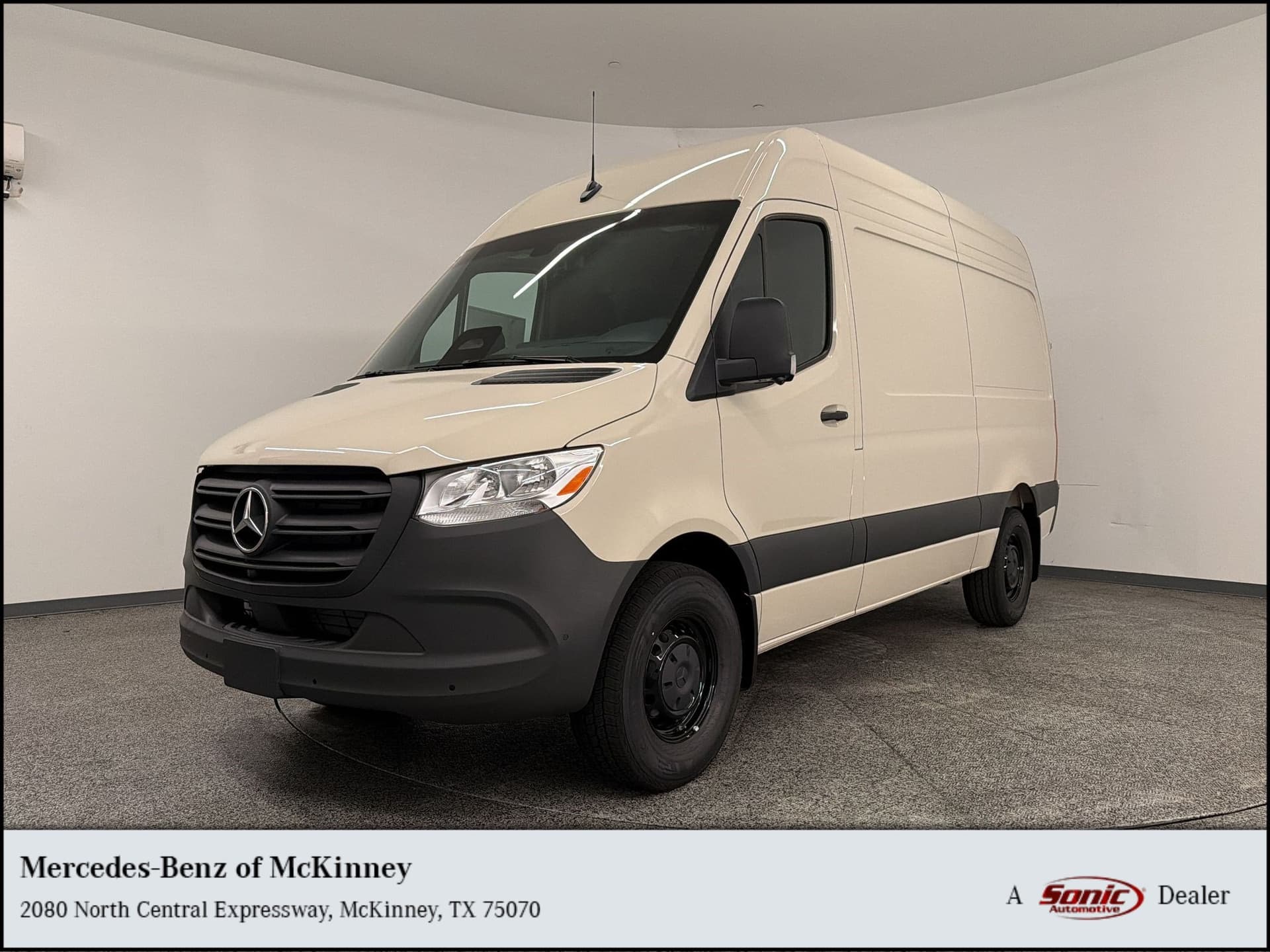 2026 Mercedes-Benz Sprinter 2500 Standard Roof 4-Cyl Diesel HO — photo 1 of 27