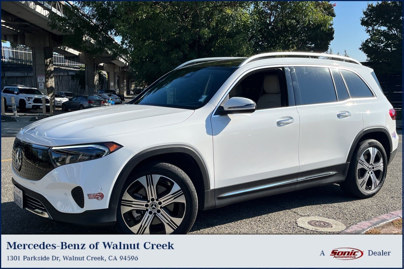 2024 Mercedes-Benz EQB 250+ SUV — photo 1 of 25