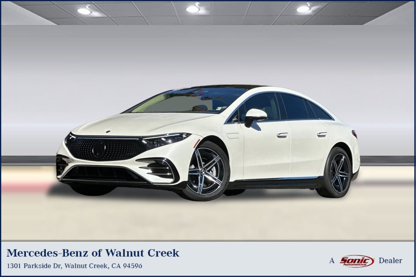 2023 Mercedes-Benz EQS 450 4MATIC Sedan — photo 1 of 35