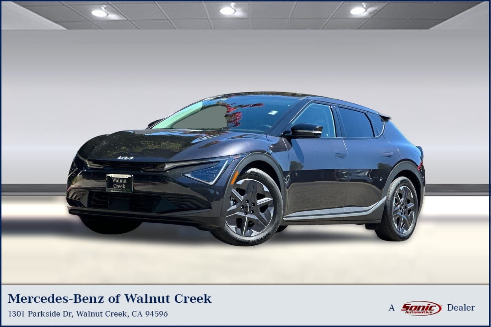 2025 Kia EV6 Light Long Range RWD — photo 1 of 37