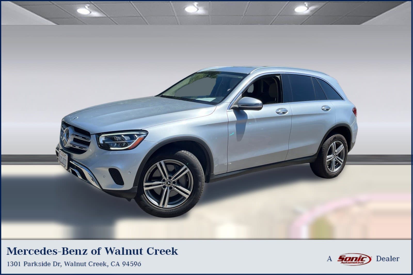 2021 Mercedes-Benz GLC 300 SUV — photo 1 of 25
