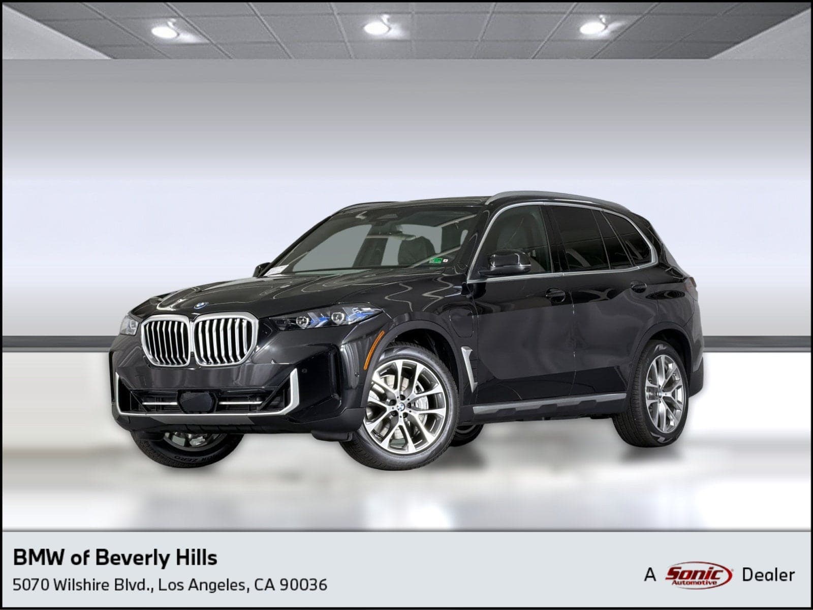 2026 BMW X5 xDrive50e — photo 1 of 44