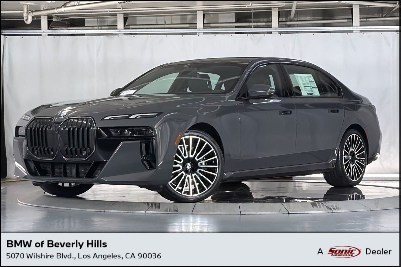 2026 BMW 740i Base — photo 1 of 43