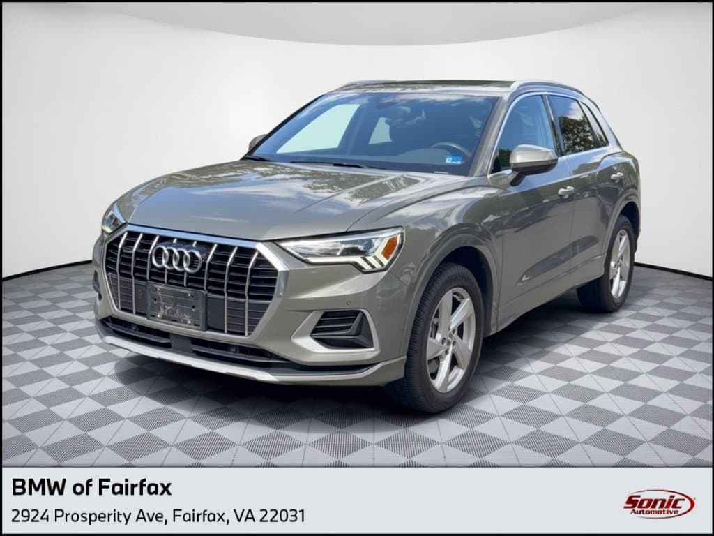 2019 Audi Q3 Premium — photo 1 of 31