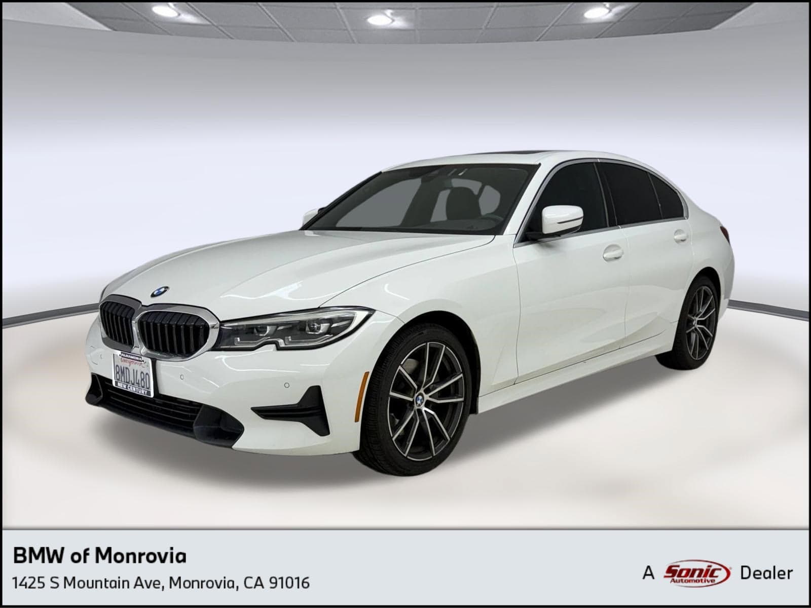 2019 BMW 3 Series 330i — photo 1 of 12