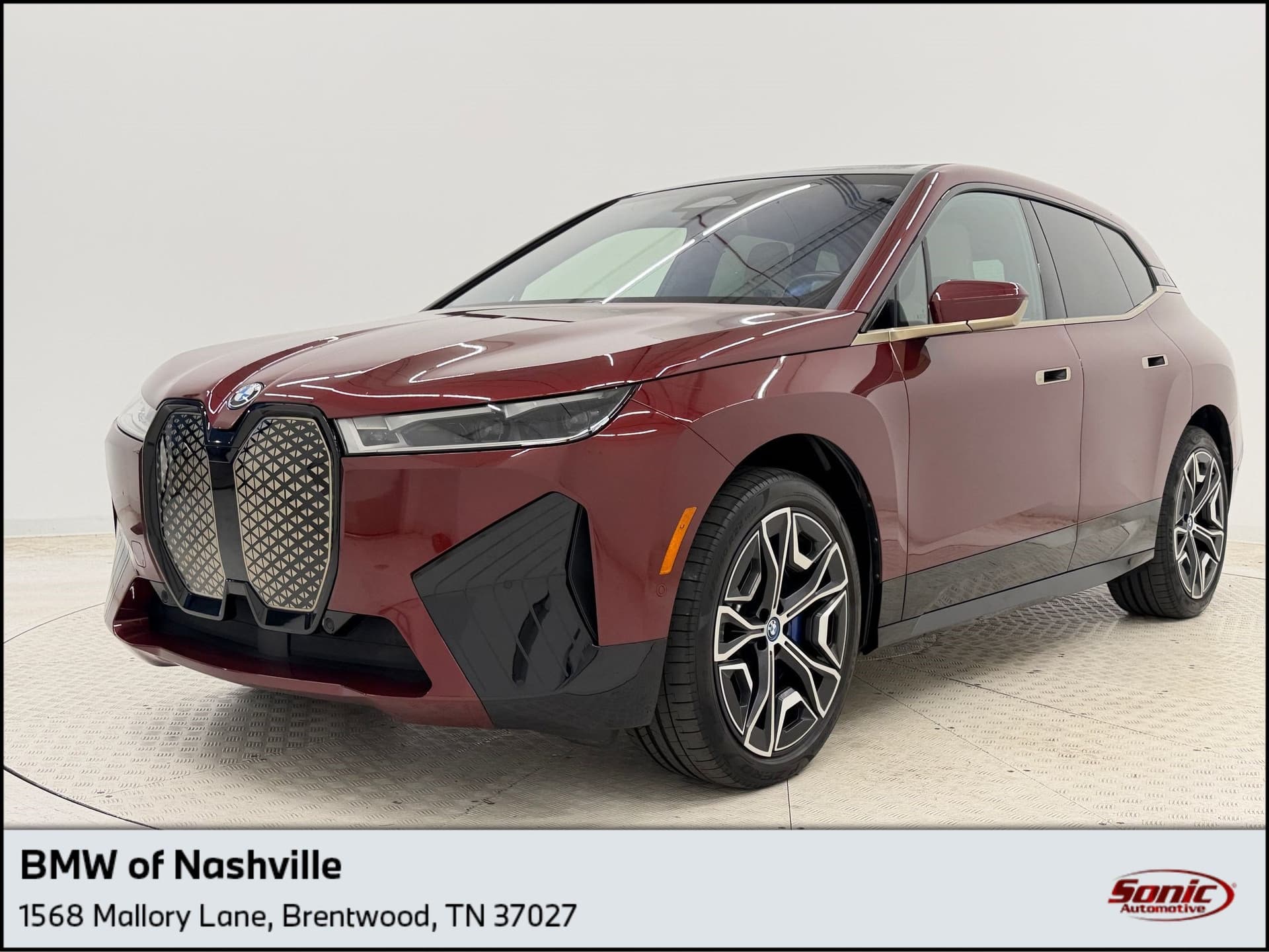 2023 BMW iX Base — photo 1 of 27