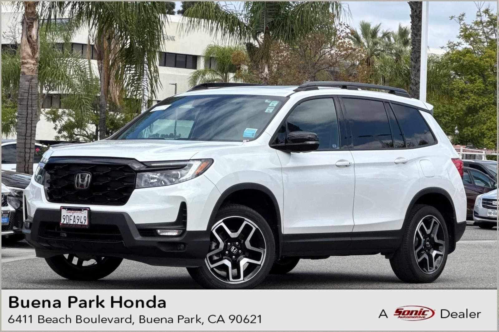 2022 Honda Passport Elite — photo 1 of 35