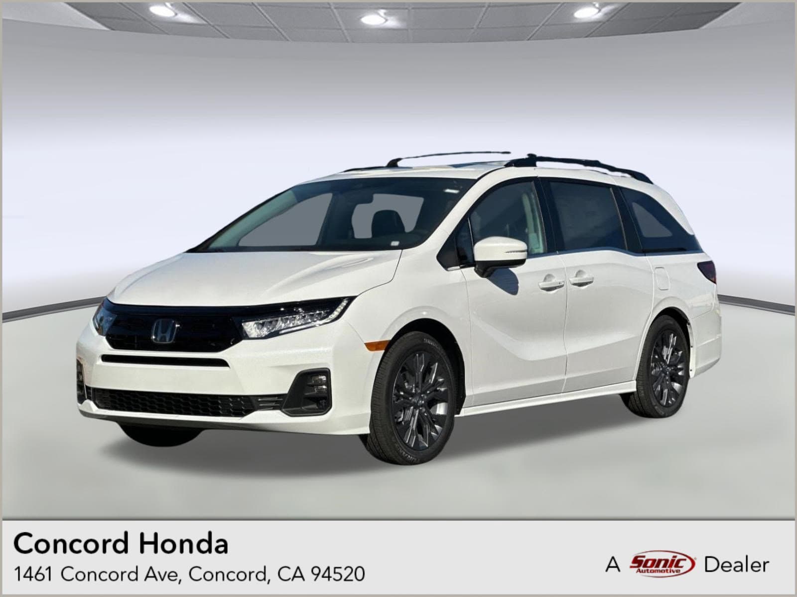 2027 Honda Odyssey Touring — photo 1 of 33