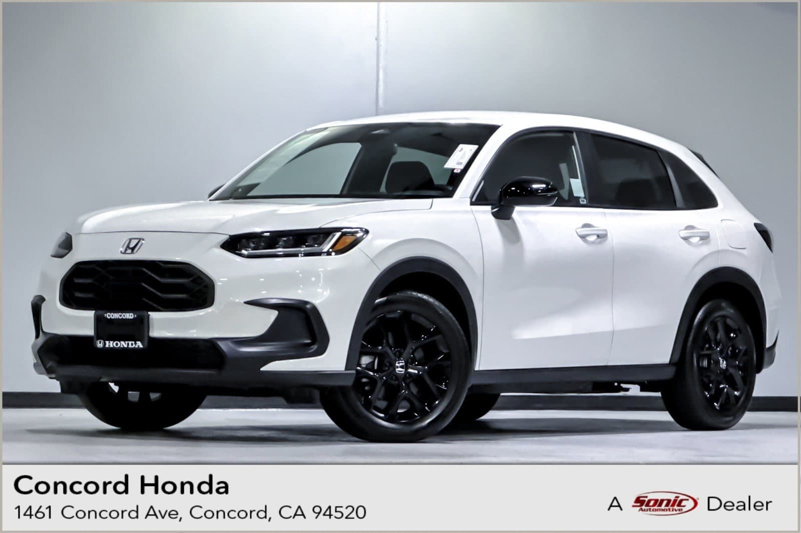 2025 Honda HR-V Sport — photo 1 of 34