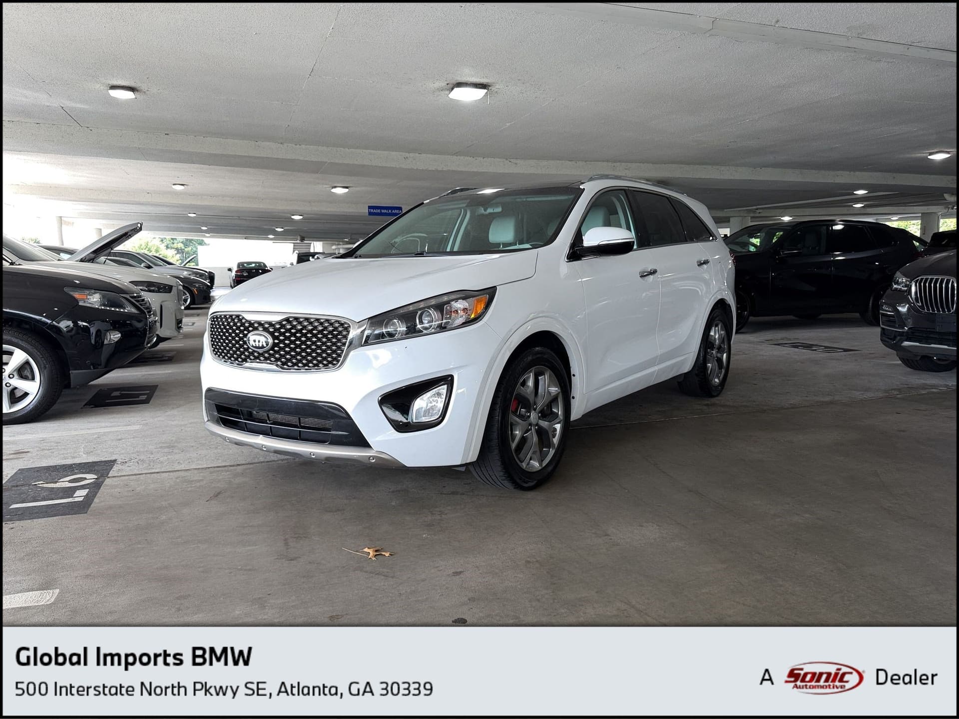 2017 Kia Sorento Base — photo 1 of 12