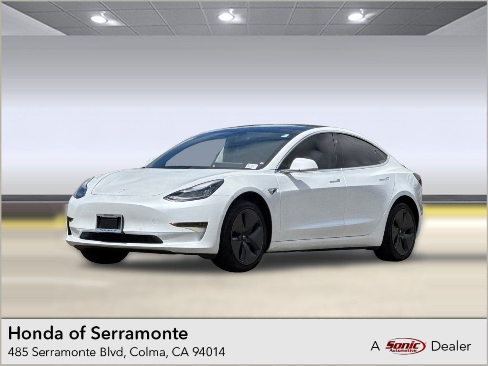 2020 Tesla Model 3 Standard Range Plus — photo 1 of 34