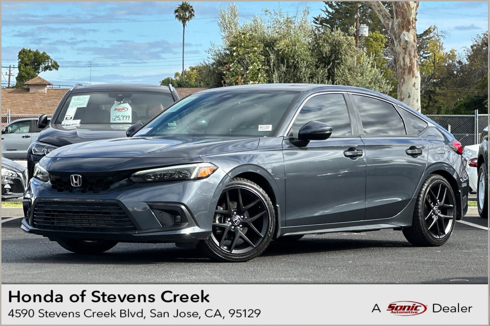 2022 Honda Civic Hatchback Sport Touring — photo 1 of 36