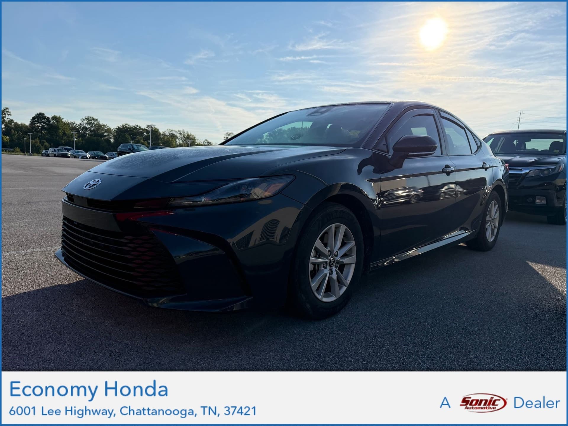 2025 Toyota Camry LE — photo 1 of 10