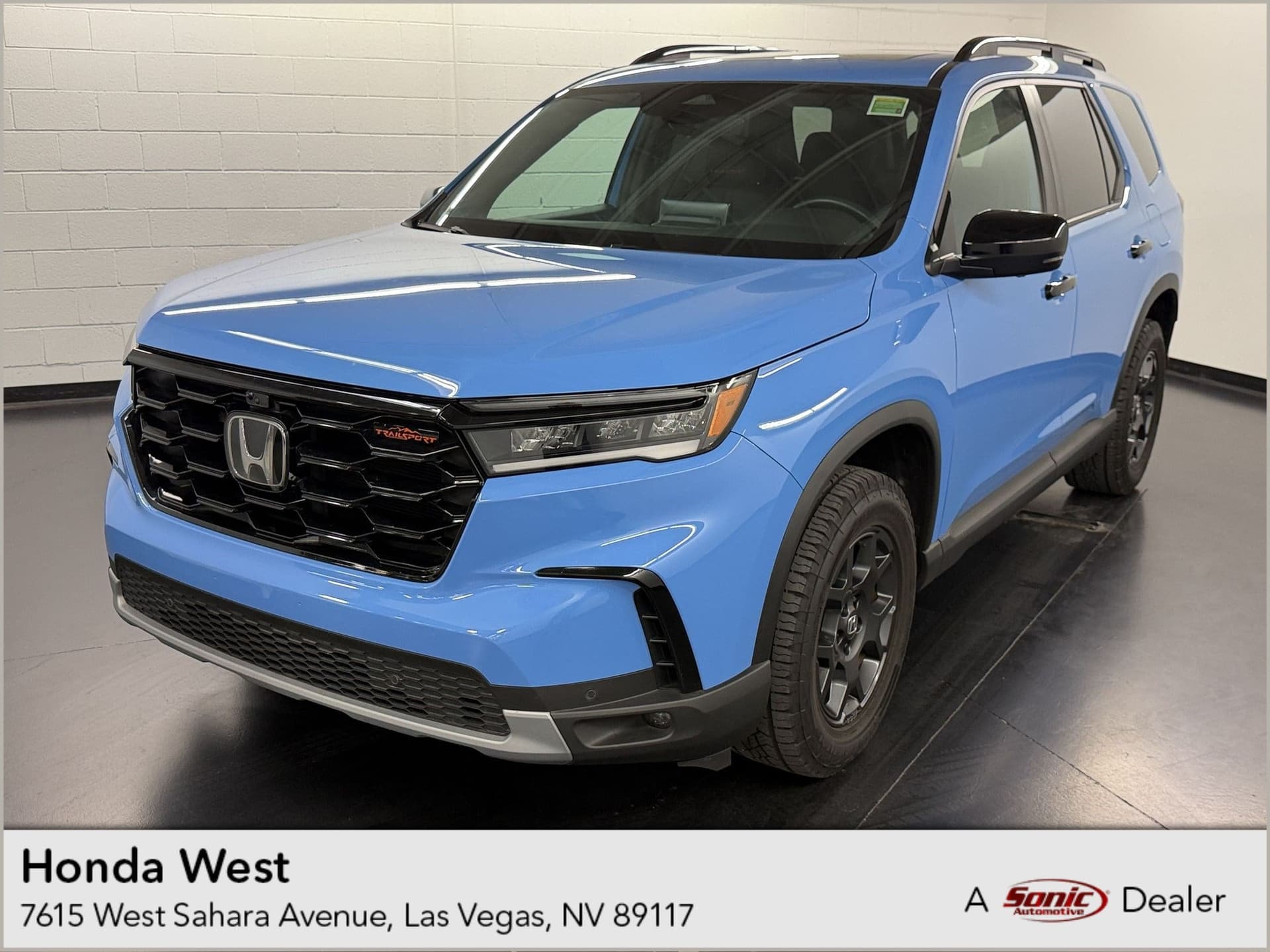 2024 Honda Pilot TrailSport — photo 1 of 30