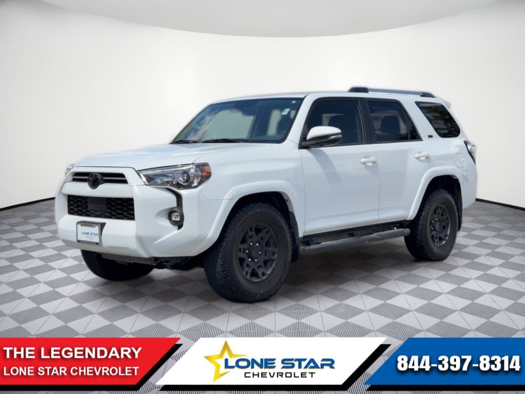 2022 Toyota 4Runner SR5 Premium — photo 1 of 32
