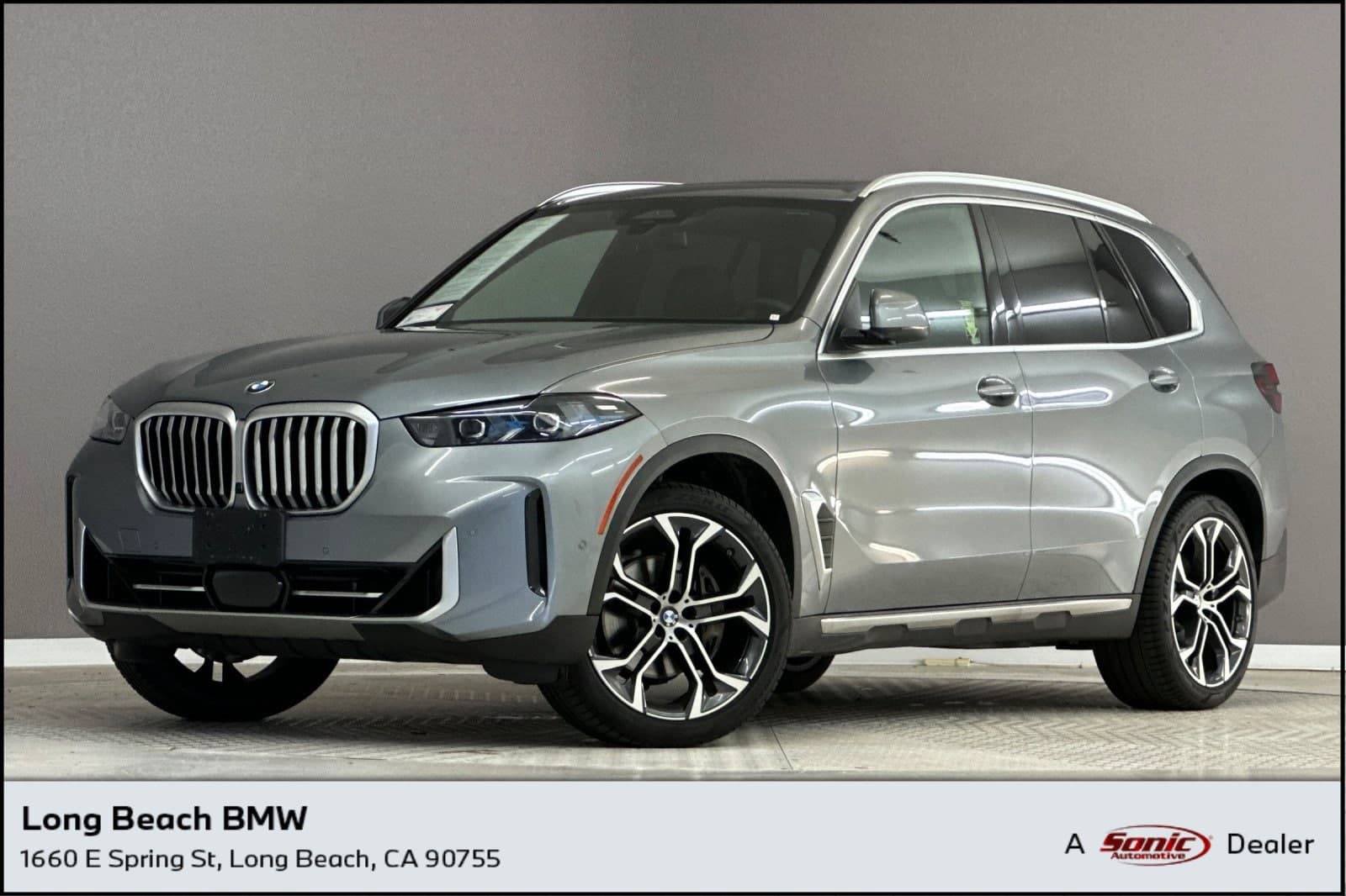2026 BMW X5 sDrive40i — photo 1 of 35