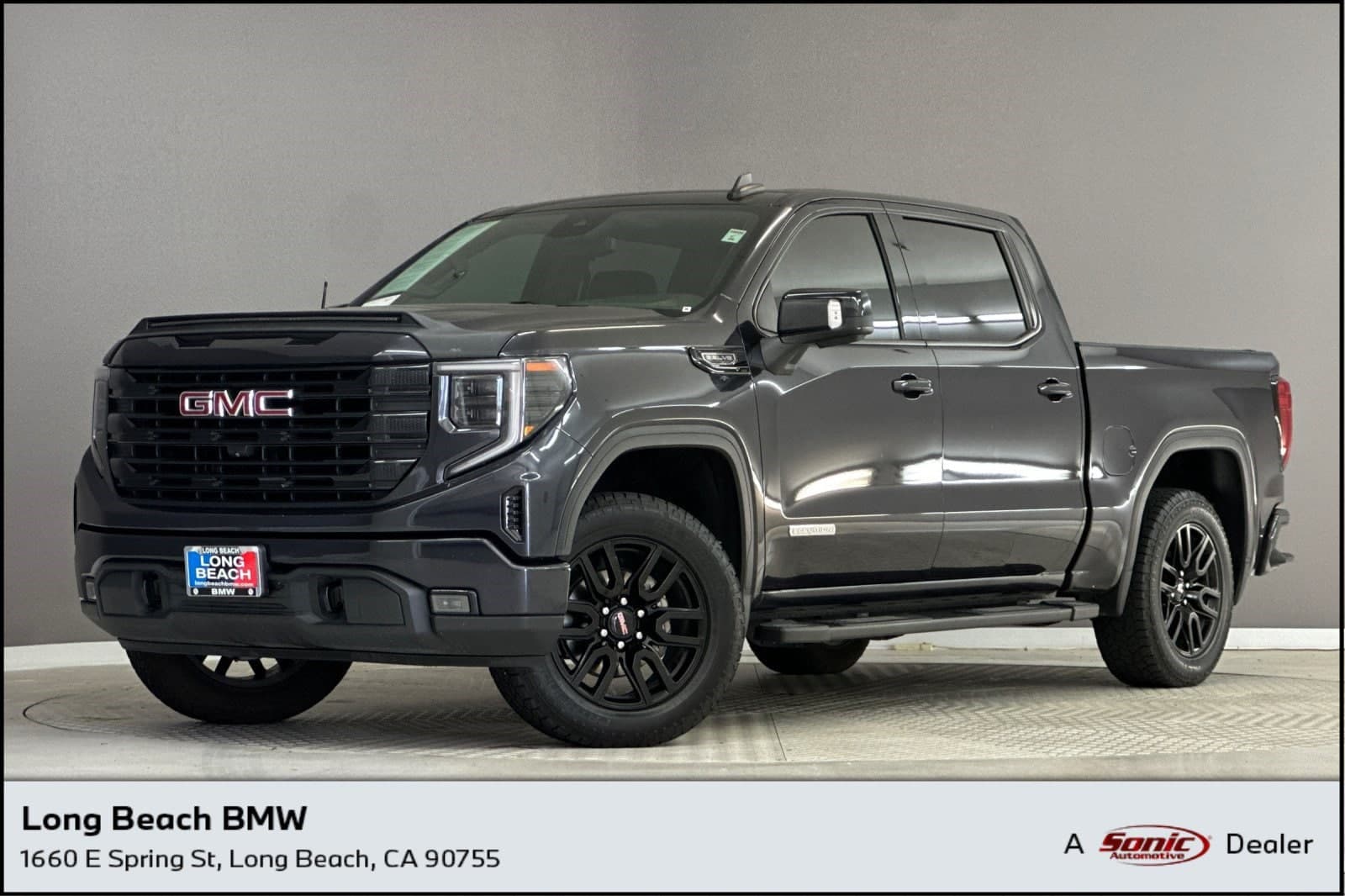 2022 GMC Sierra 1500 Elevation — photo 1 of 36