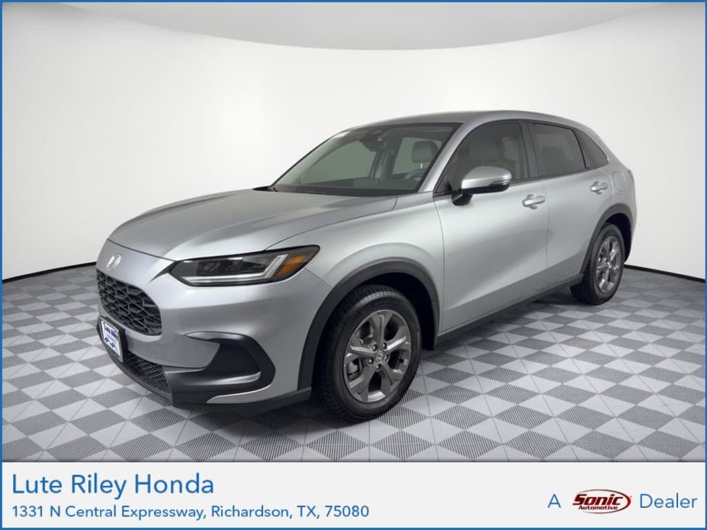 2027 Honda HR-V LX — photo 1 of 32