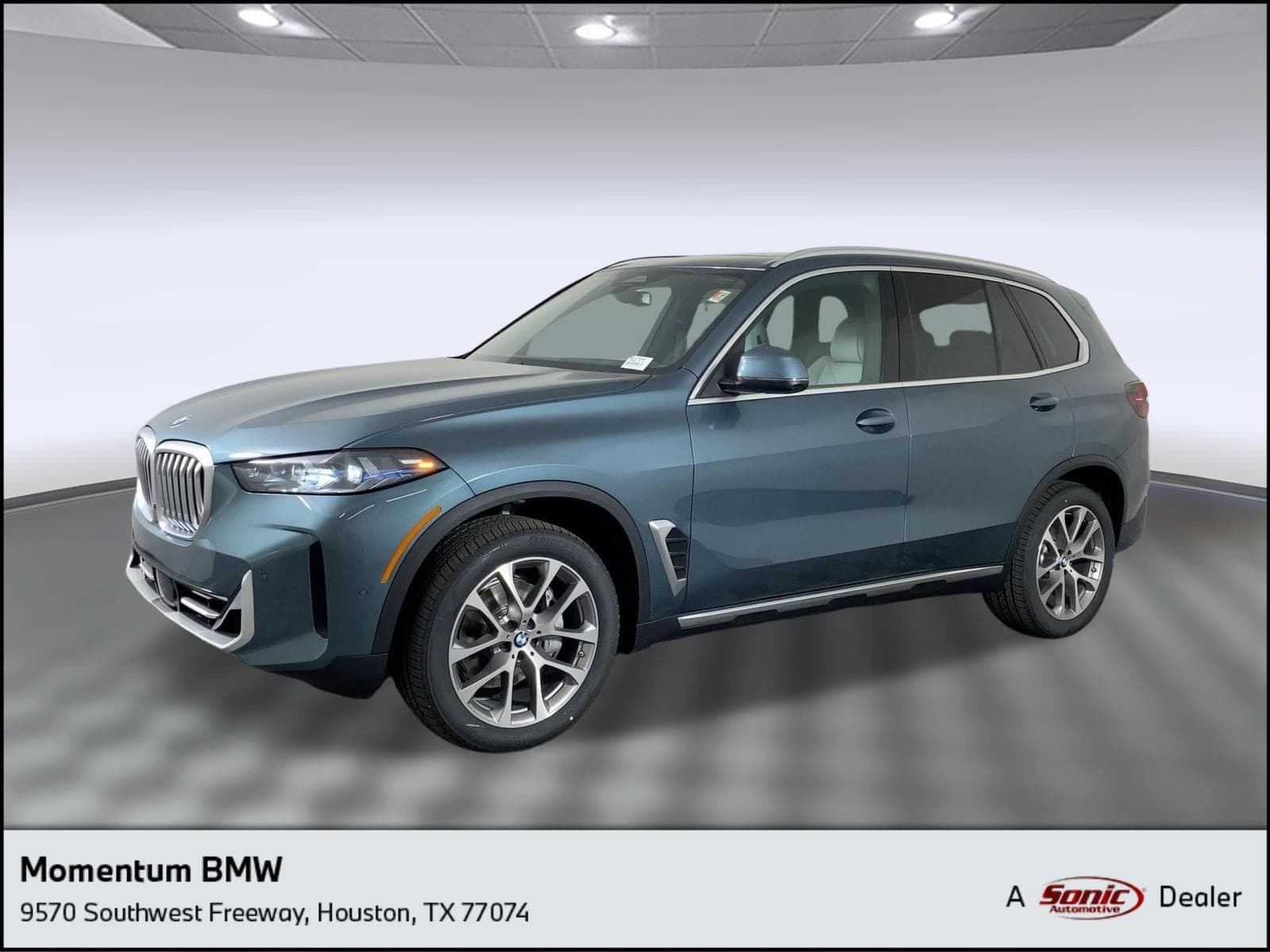 2026 BMW X5 sDrive40i — photo 1 of 33