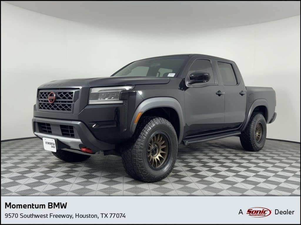 2023 Nissan Frontier PRO-4X — photo 1 of 31