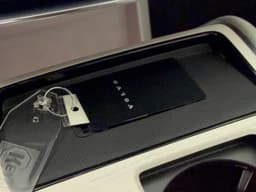 Extra Photo