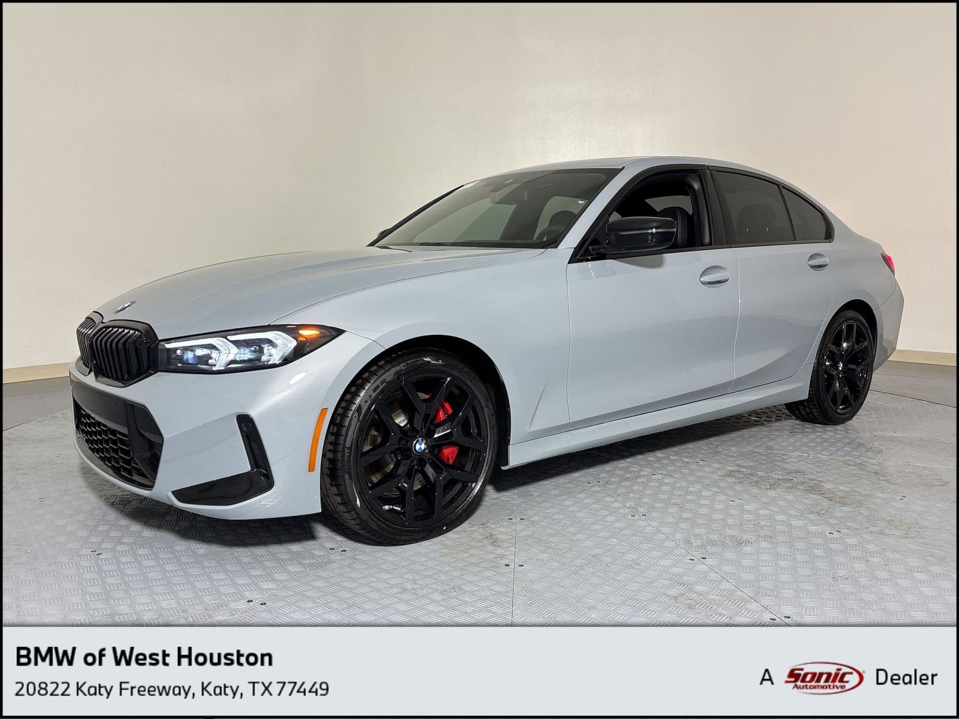 2026 BMW 330i Base — photo 1 of 47