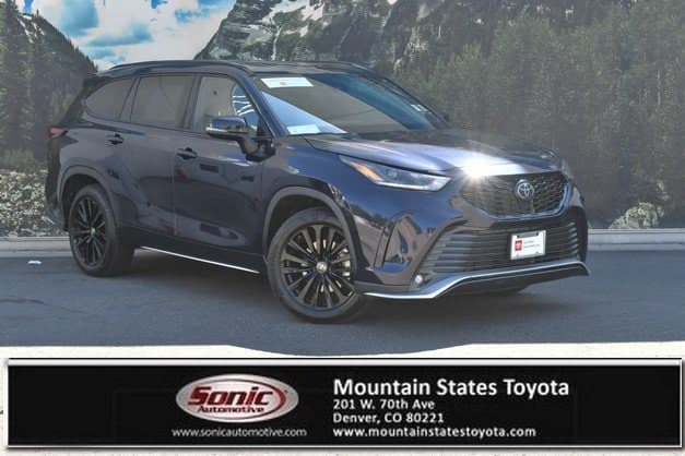 2025 Toyota Highlander XSE — photo 1 of 38
