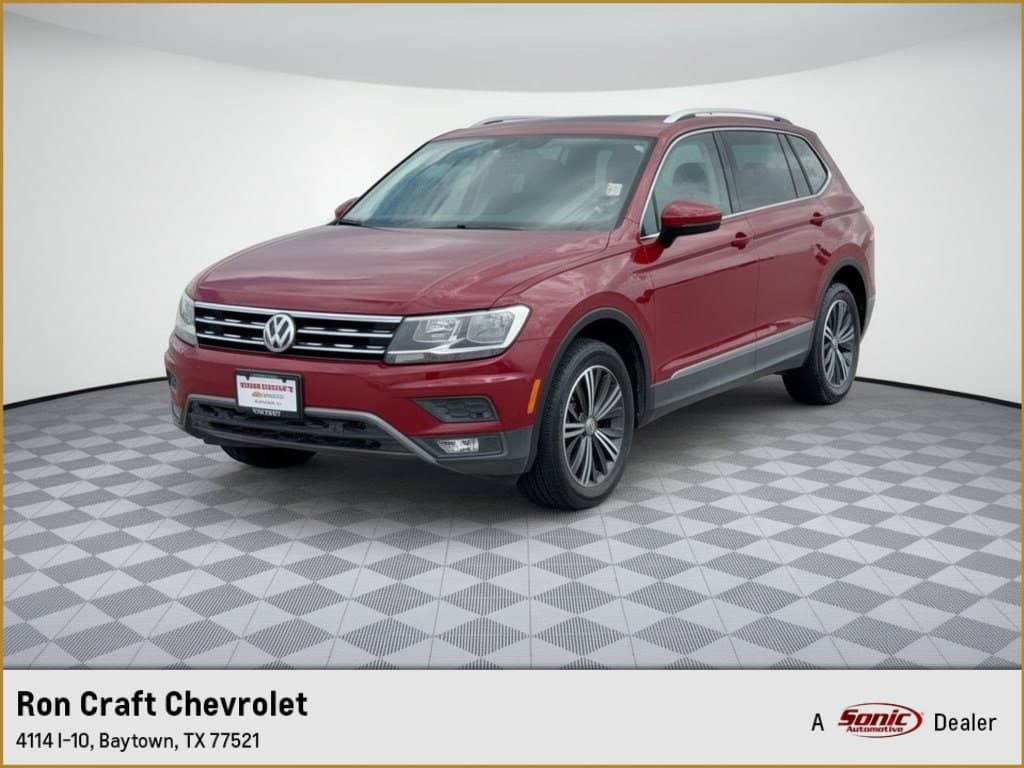 2019 Volkswagen Tiguan SEL — photo 1 of 31