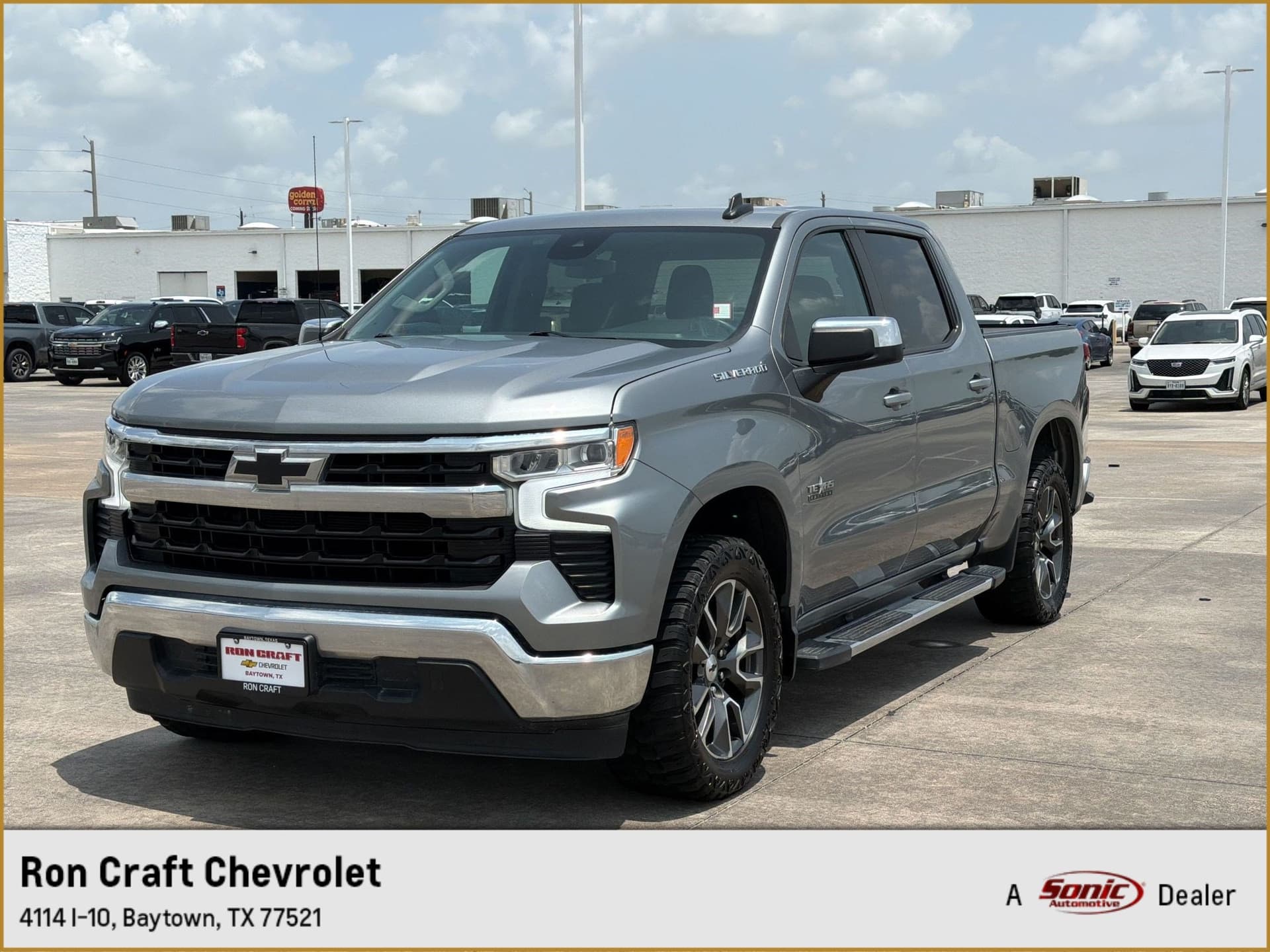 2024 Chevrolet Silverado 1500 LT — photo 1 of 28