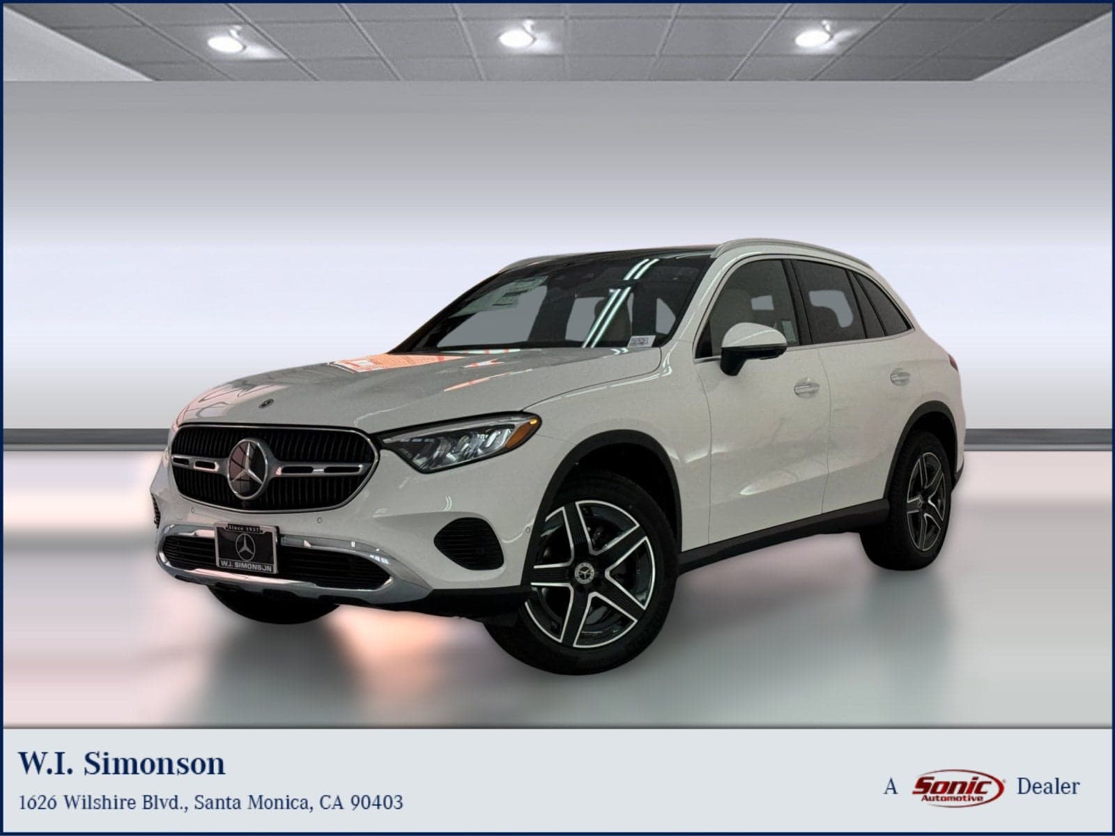 2027 Mercedes-Benz GLC GLC 300 — photo 1 of 33