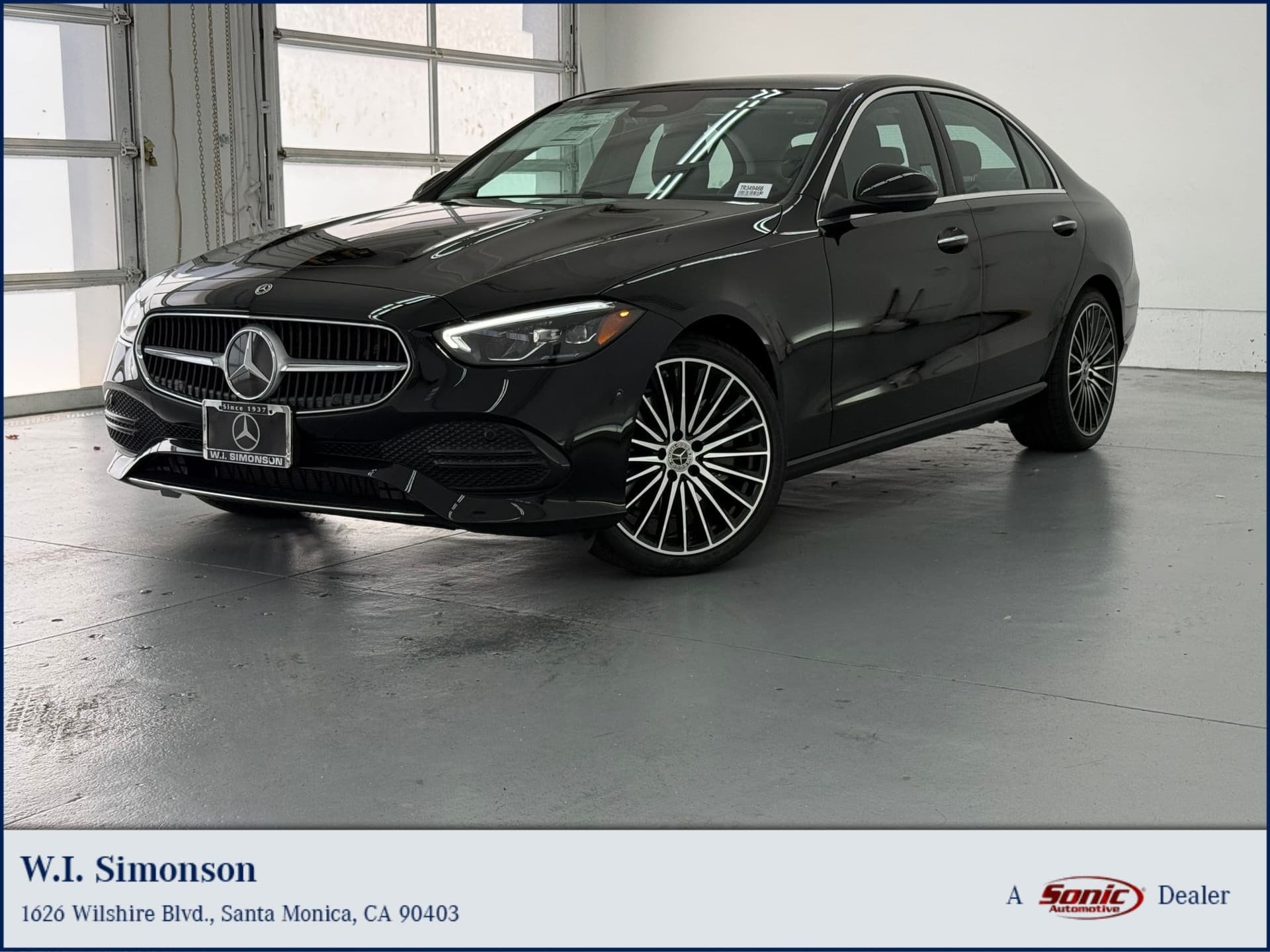 2026 Mercedes-Benz C 300 Base — photo 1 of 33
