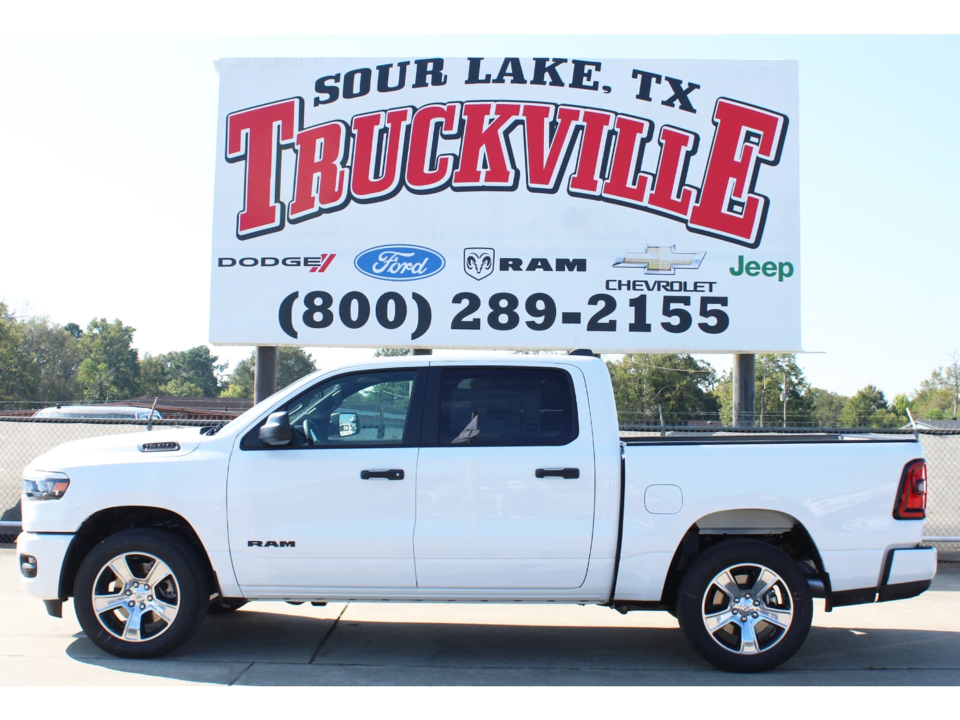 2027 RAM 1500 Express — photo 1 of 31