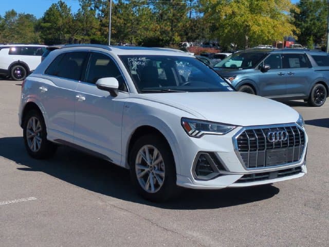 2025 Audi Q3 S line Premium — photo 1 of 22