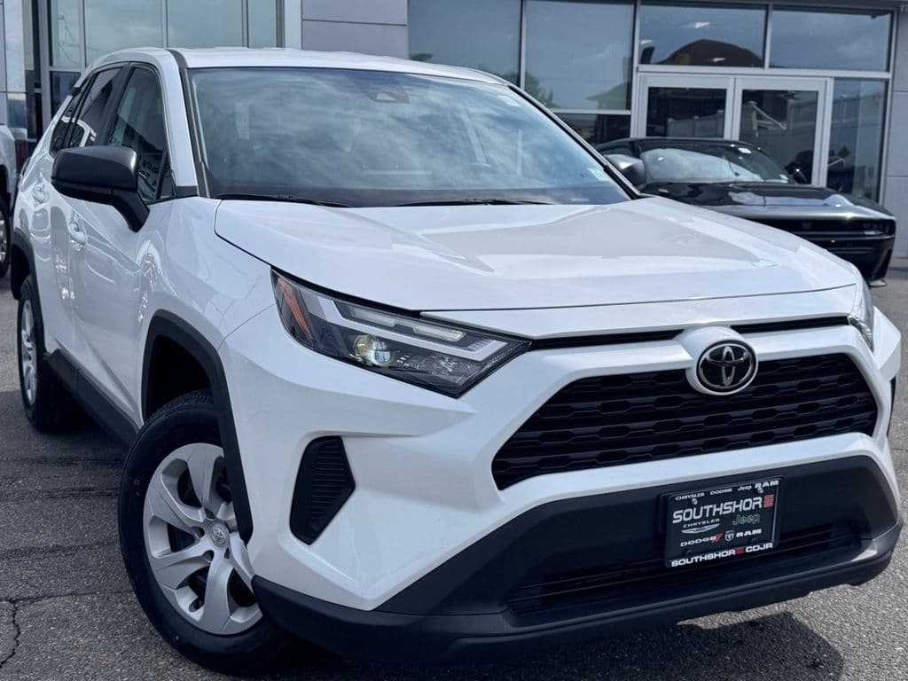 2025 Toyota RAV4 LE — photo 1 of 25