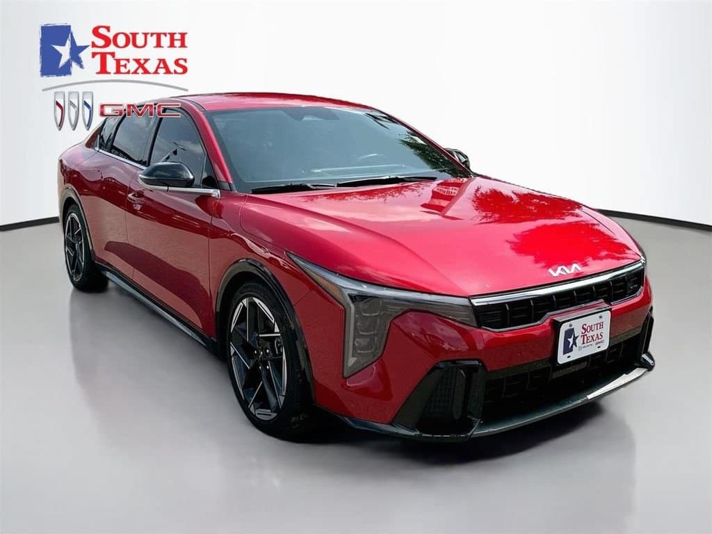 2025 Kia K4 GT-Line — photo 1 of 23