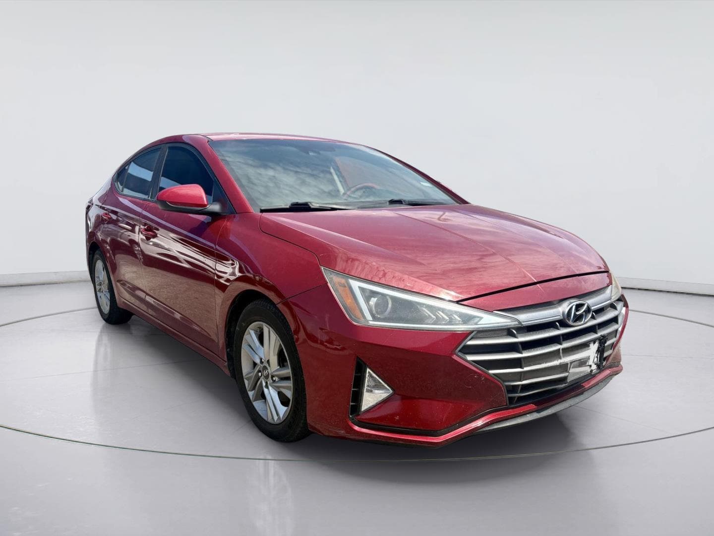 2020 Hyundai Elantra SEL — photo 1 of 18