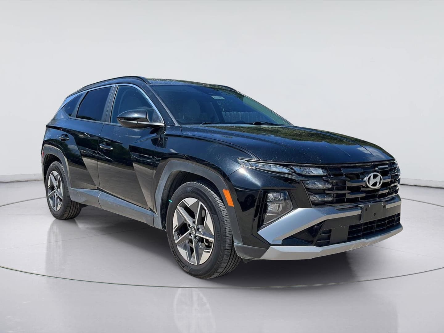 2025 Hyundai Tucson SEL — photo 1 of 19
