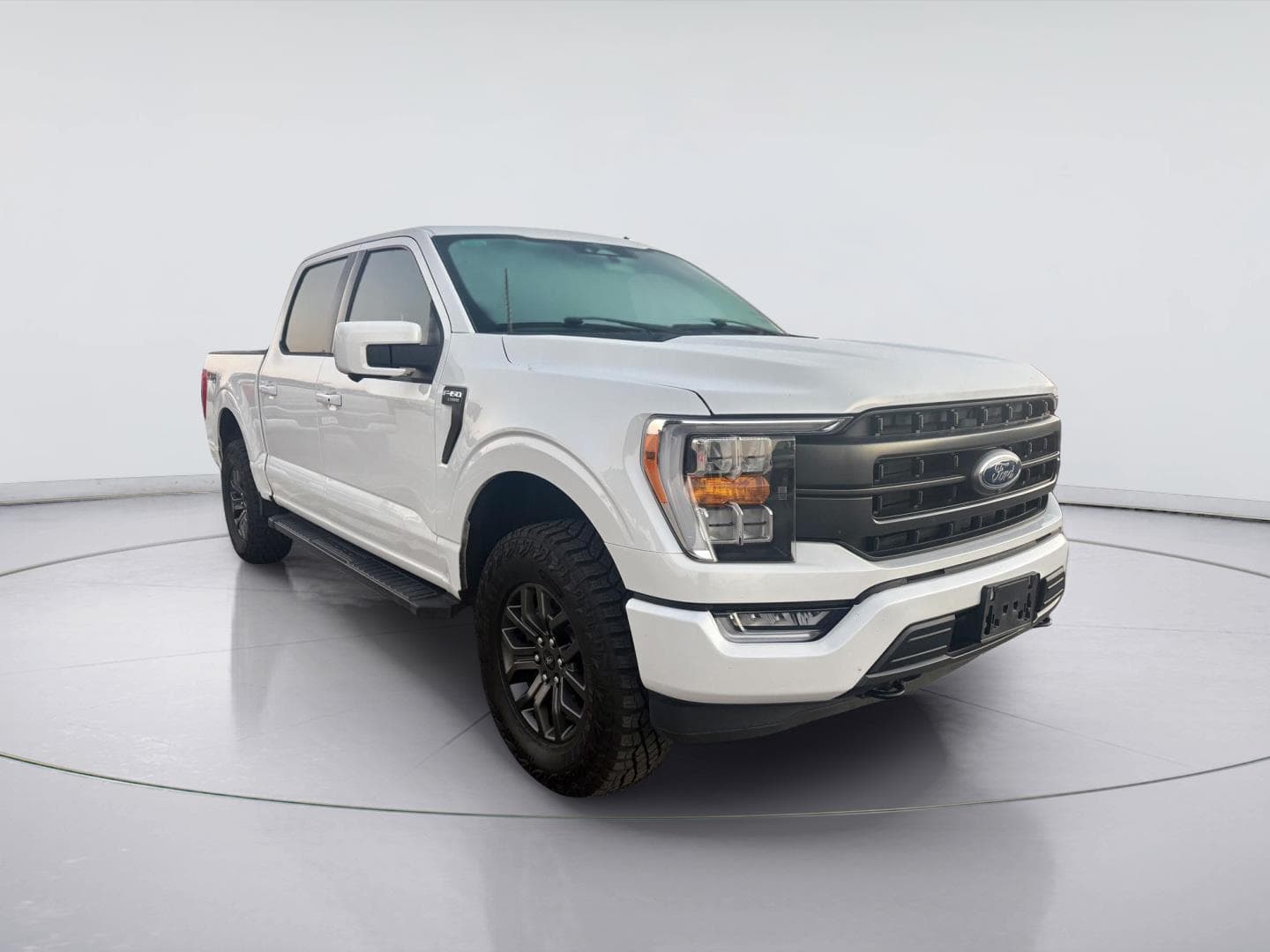 2023 Ford F-150 LARIAT — photo 1 of 21