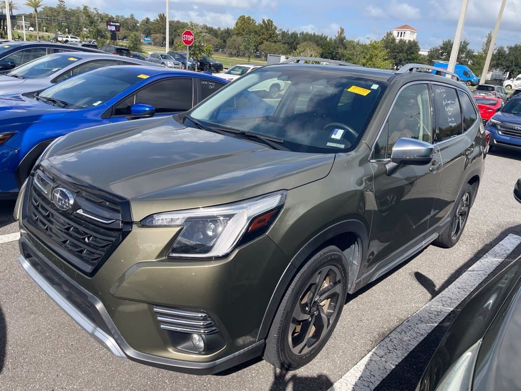 2024 Subaru Forester Touring — photo 1 of 3