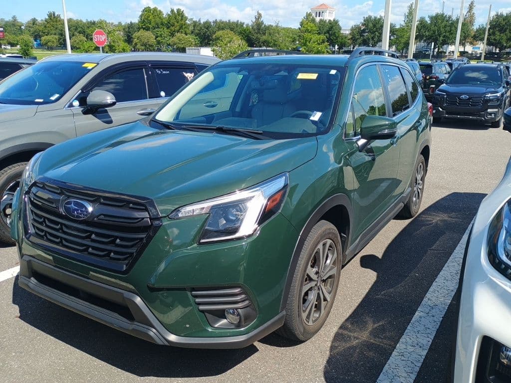 2023 Subaru Forester Limited — photo 1 of 3