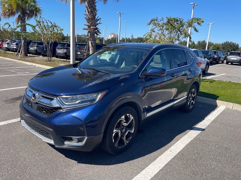 2019 Honda CR-V Touring — photo 1 of 3