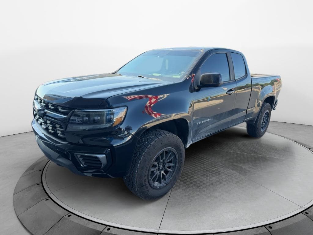 2021 Chevrolet Colorado 2WD LT — photo 1 of 11