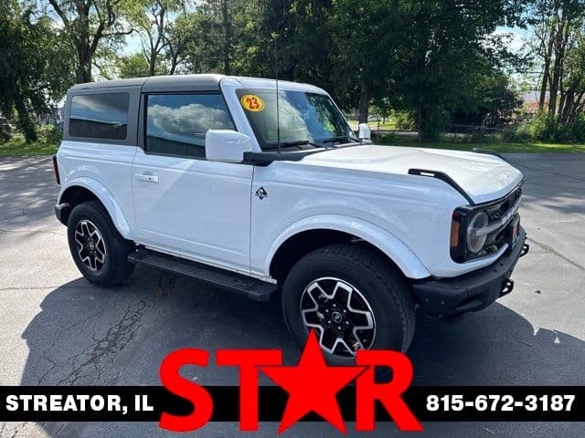 2023 Ford Bronco Outer Banks — photo 1 of 21