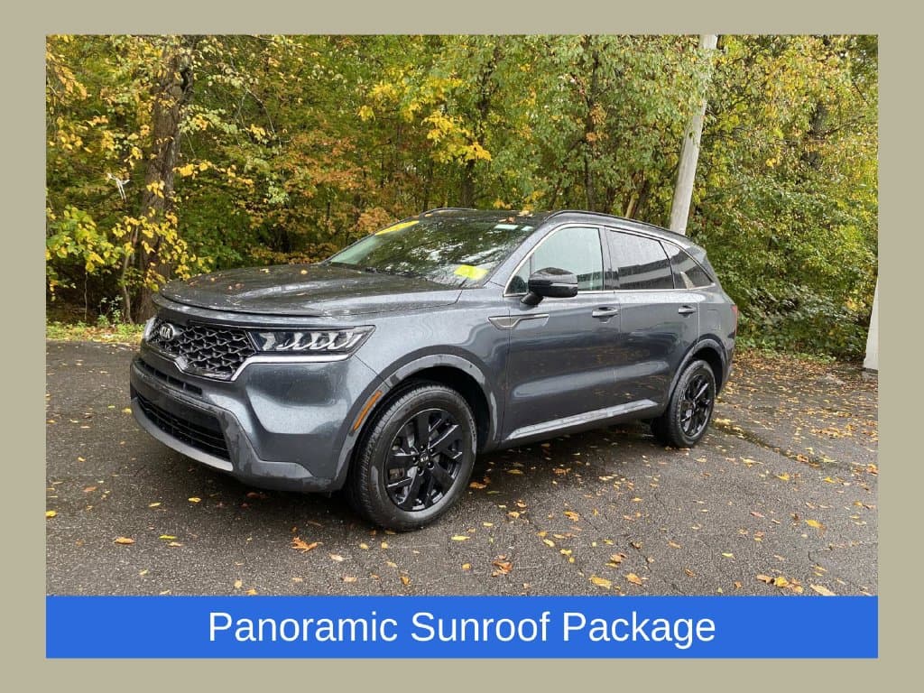 2021 Kia Sorento S — photo 1 of 33
