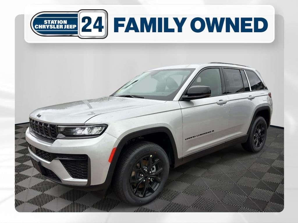 2026 Jeep Grand Cherokee Base — photo 1 of 34
