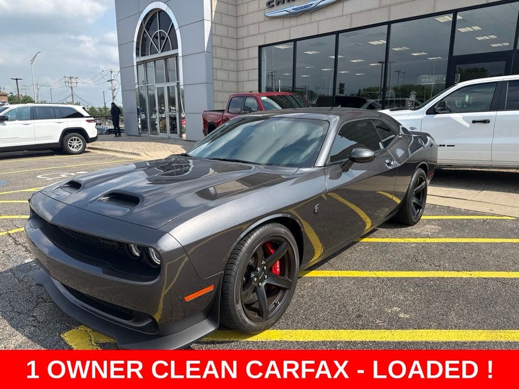2022 Dodge Challenger SRT Hellcat — photo 1 of 7