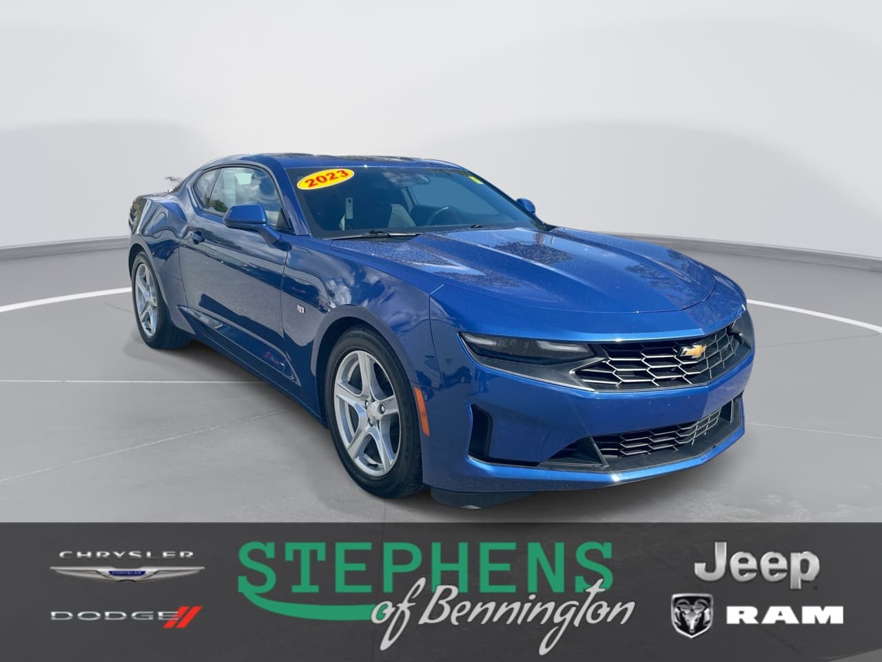 2023 Chevrolet Camaro Base — photo 1 of 40