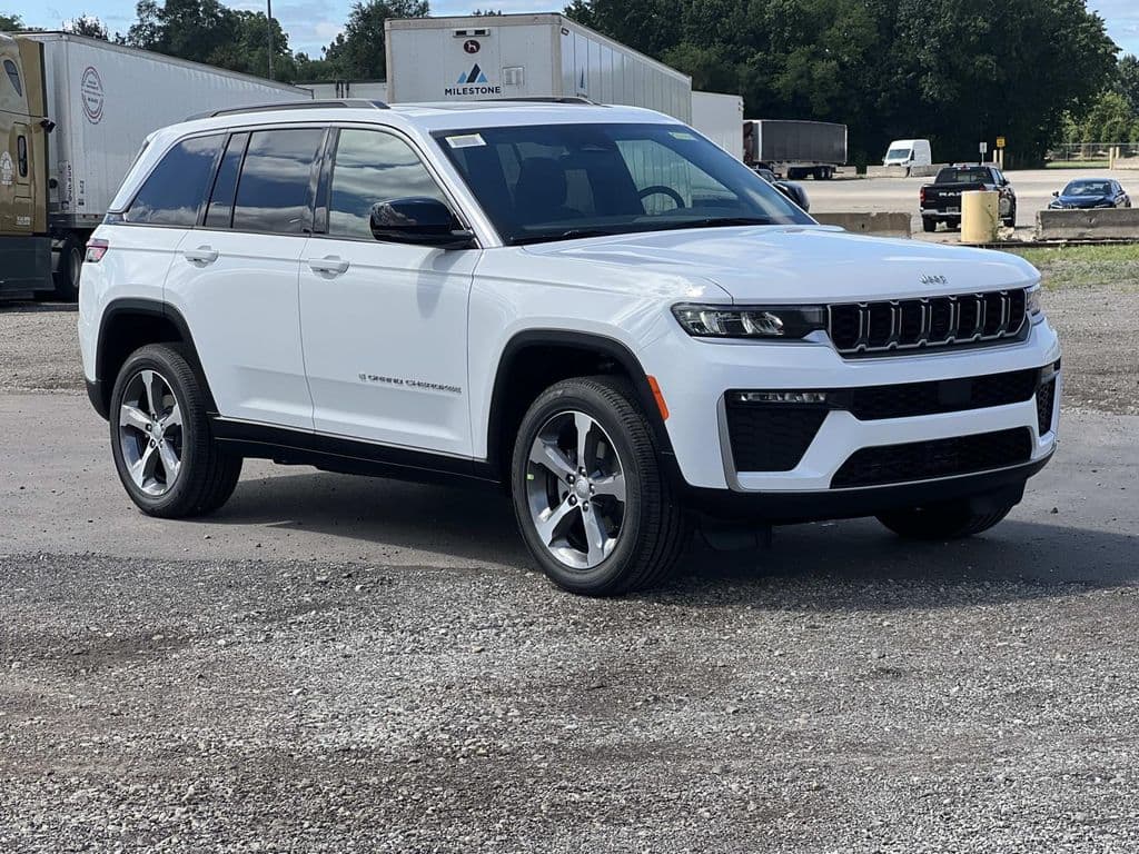 2026 Jeep Grand Cherokee Limited — photo 1 of 41